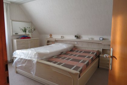 Schlafzimmer  (1)