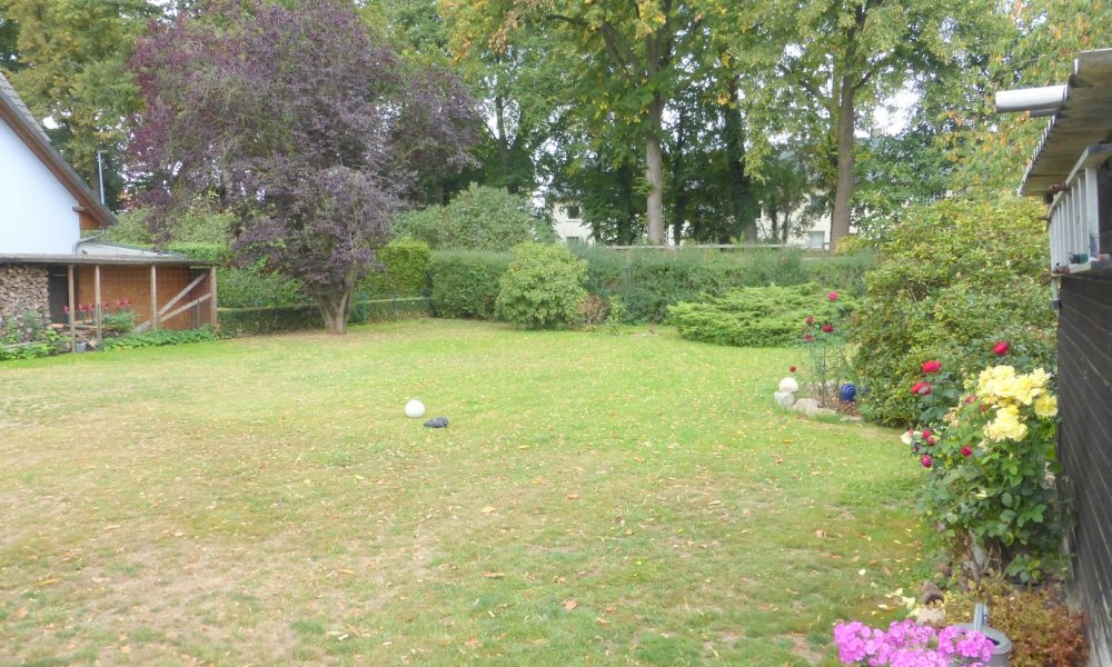 **RESERVIERT**  Baugrundstück mit vielen Möglichkeiten ** Provisionsfrei**